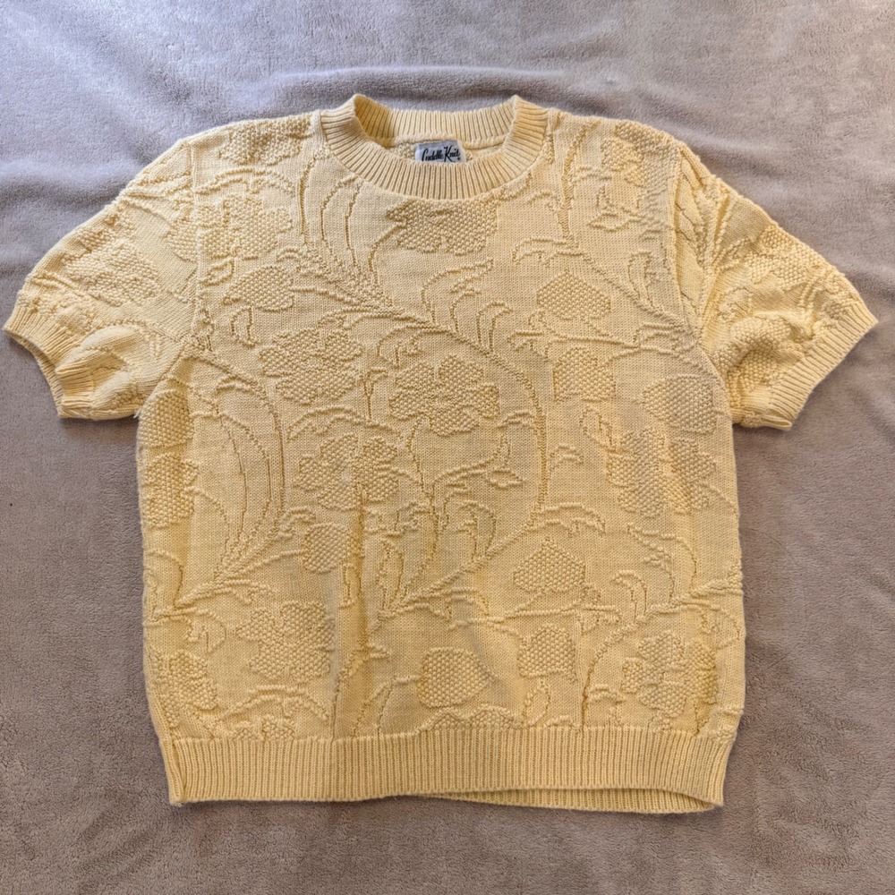 Vintage Floral Textured Short Sleeve Sweater Cottagecore USA Butter Yellow Sz L - Picture 2 of 10